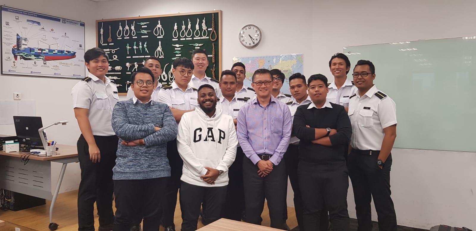 40baba8c-9c41-435e-ac98-b557b64f9fd8