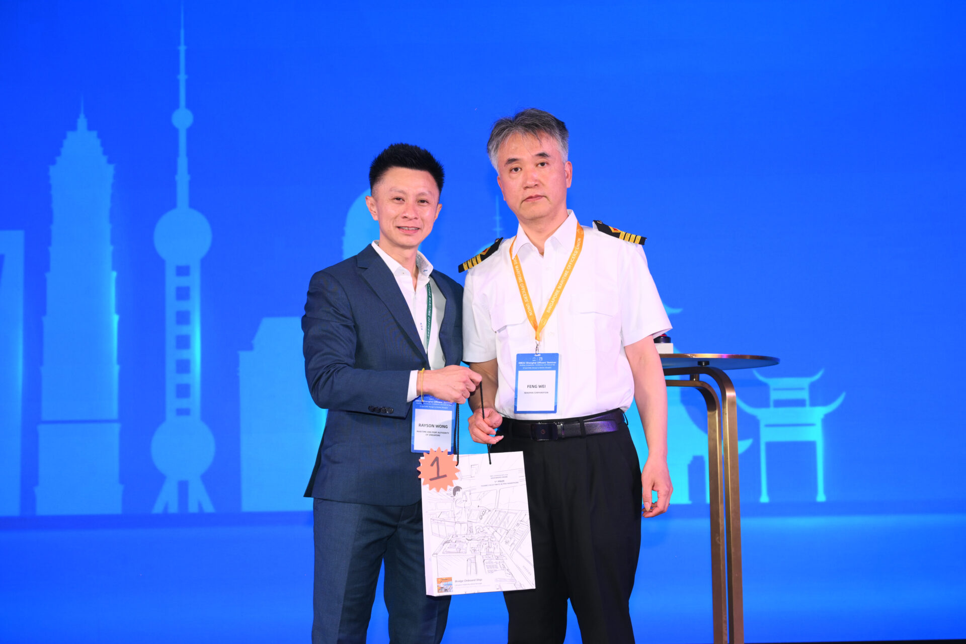 LAM_8206