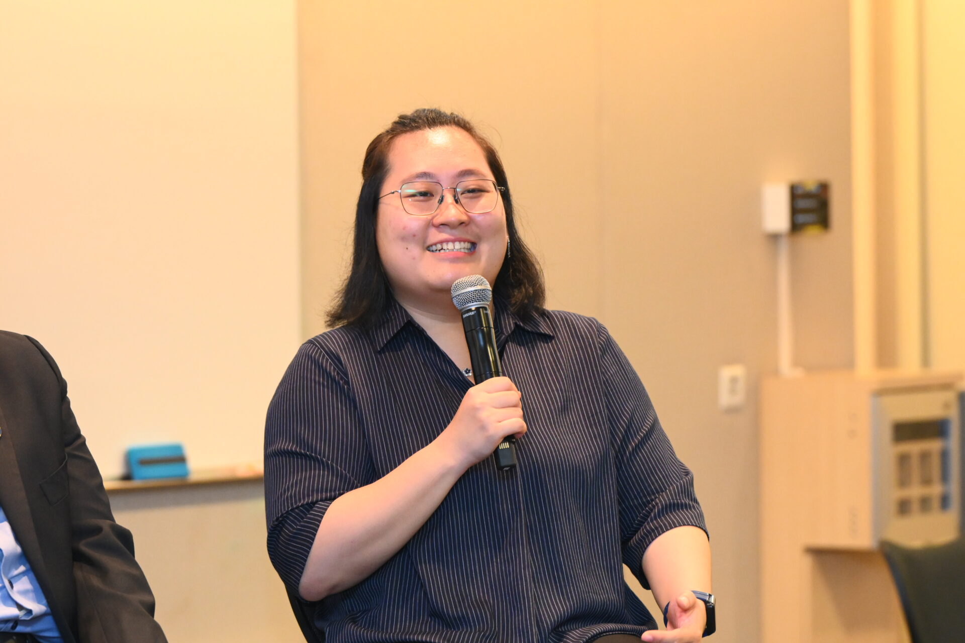 Yin Jing Hong